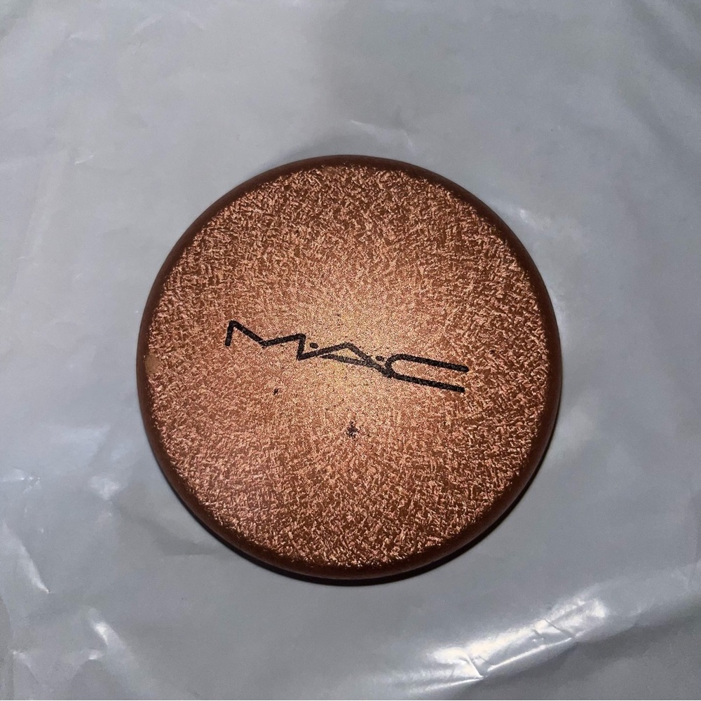 MAC Bronzer